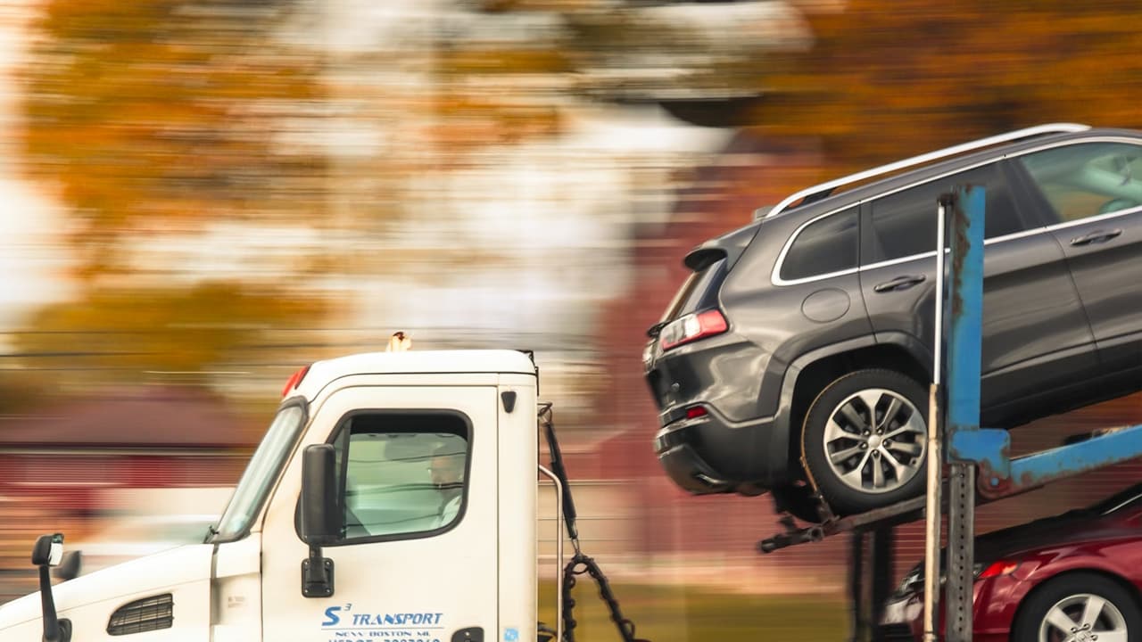 Rapatriement de véhicule depuis l'Europe — transport et convoyage automobile importation